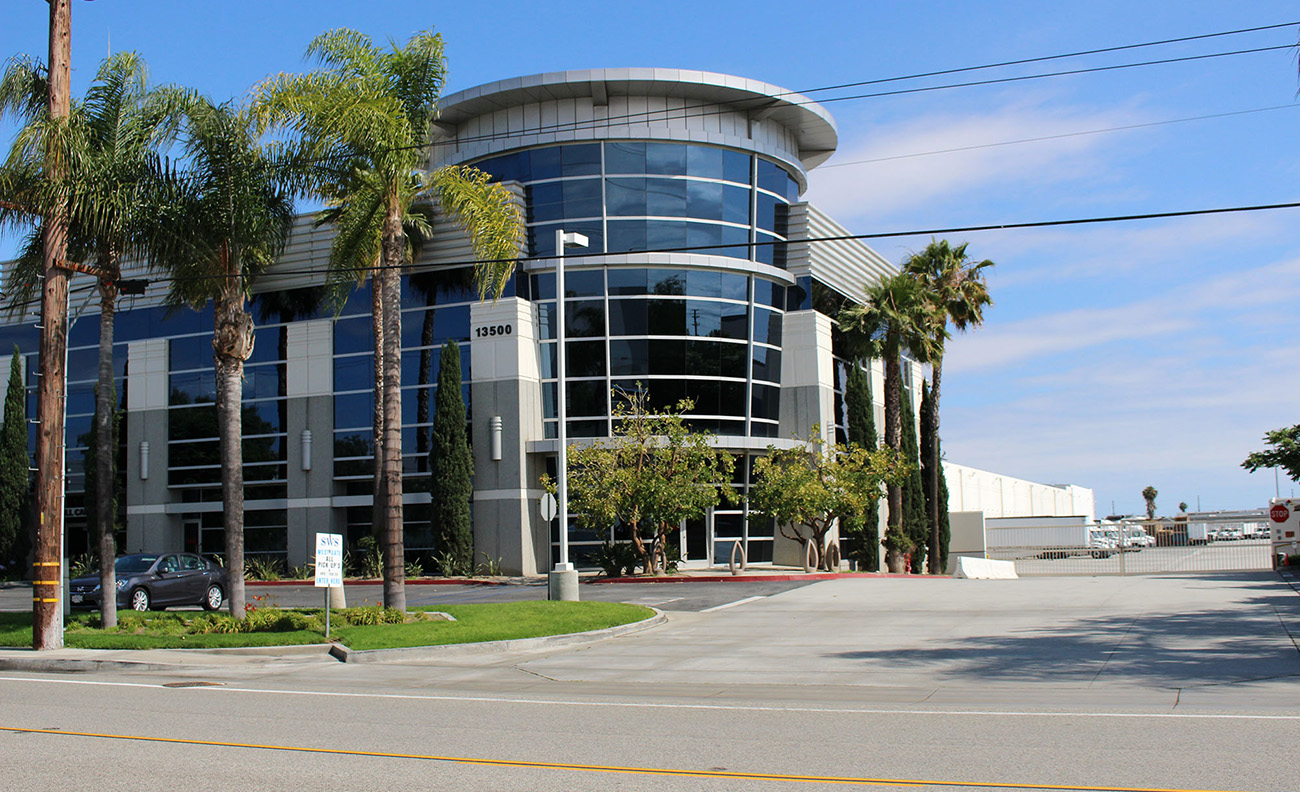 Golden Springs Business Center Photo